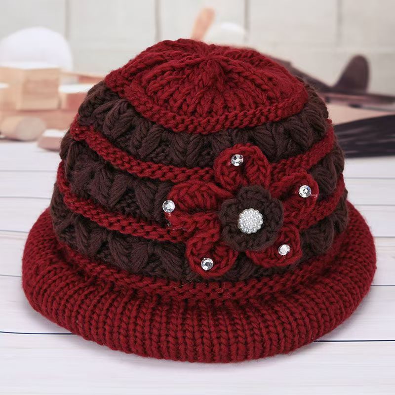 উষ্ণ বোনা উলের টুপি